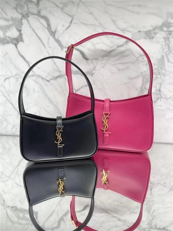 2026224174915453 710